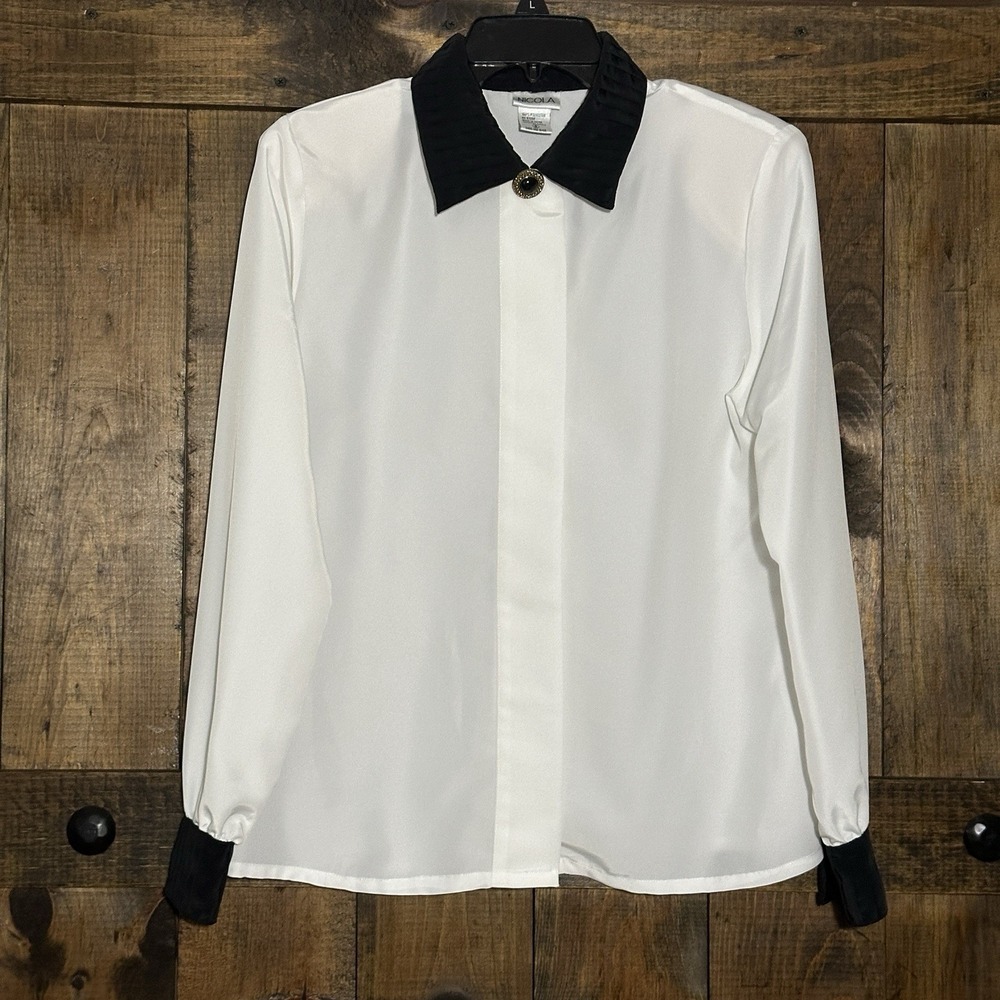 Nicola White Blouse Black Collar Cuffs Long Sleeve Button‎ Up Top